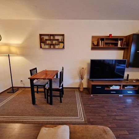 2-Zimmer Messe-Apartment Nbg-Langwasser 60Qm Нюрнберг Экстерьер фото