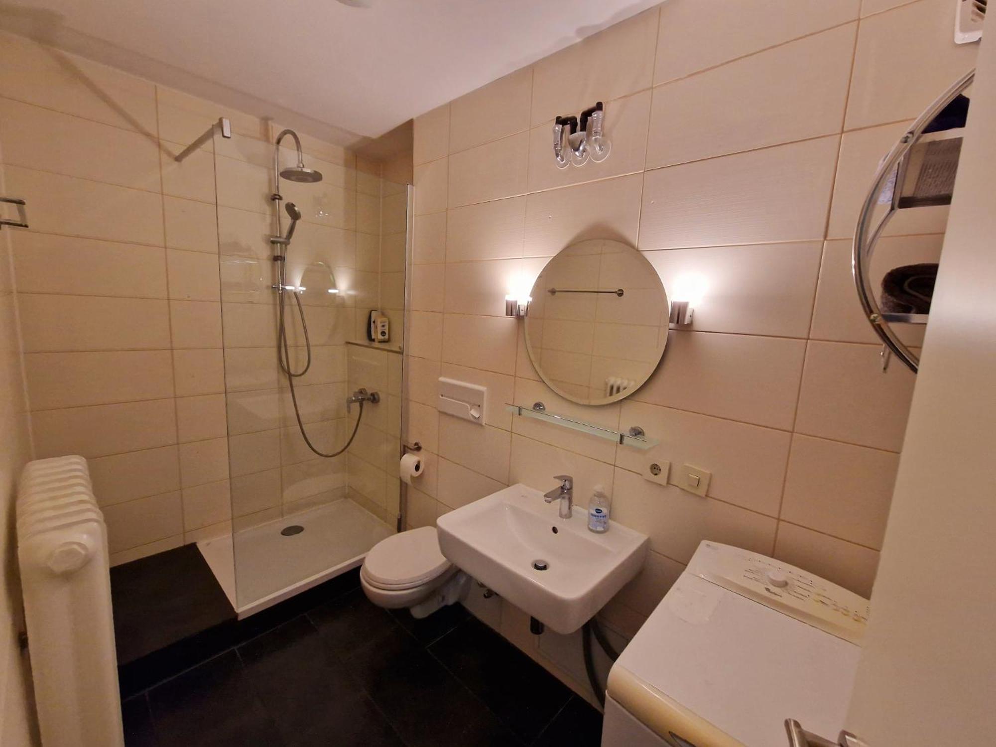 2-Zimmer Messe-Apartment Nbg-Langwasser 60Qm Нюрнберг Экстерьер фото